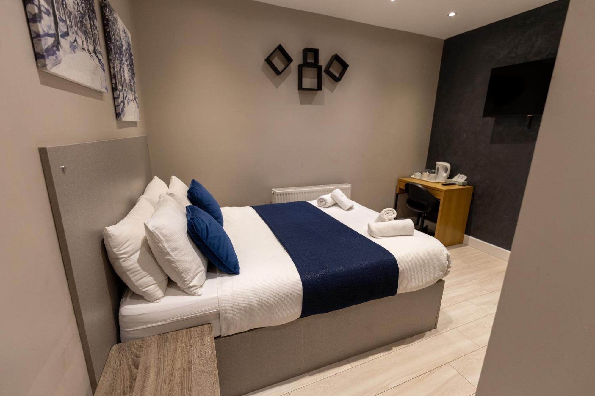 Paragraph Edmonton Palmers Green Bagian luar foto