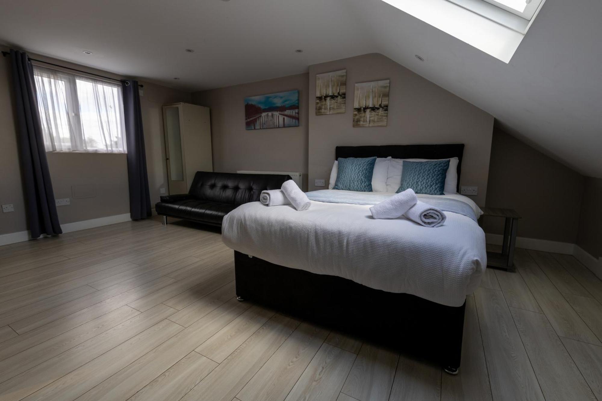 Paragraph Edmonton Palmers Green Bagian luar foto