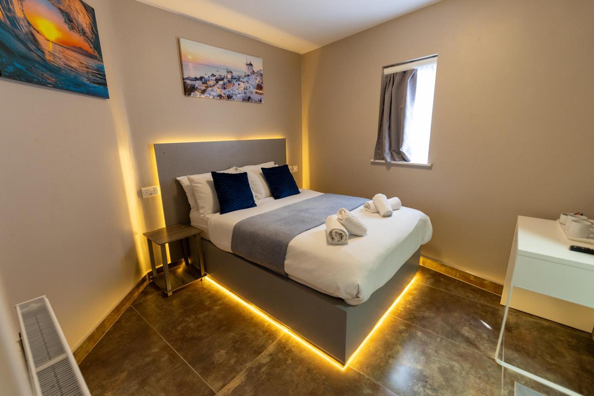 Paragraph Edmonton Palmers Green Bagian luar foto