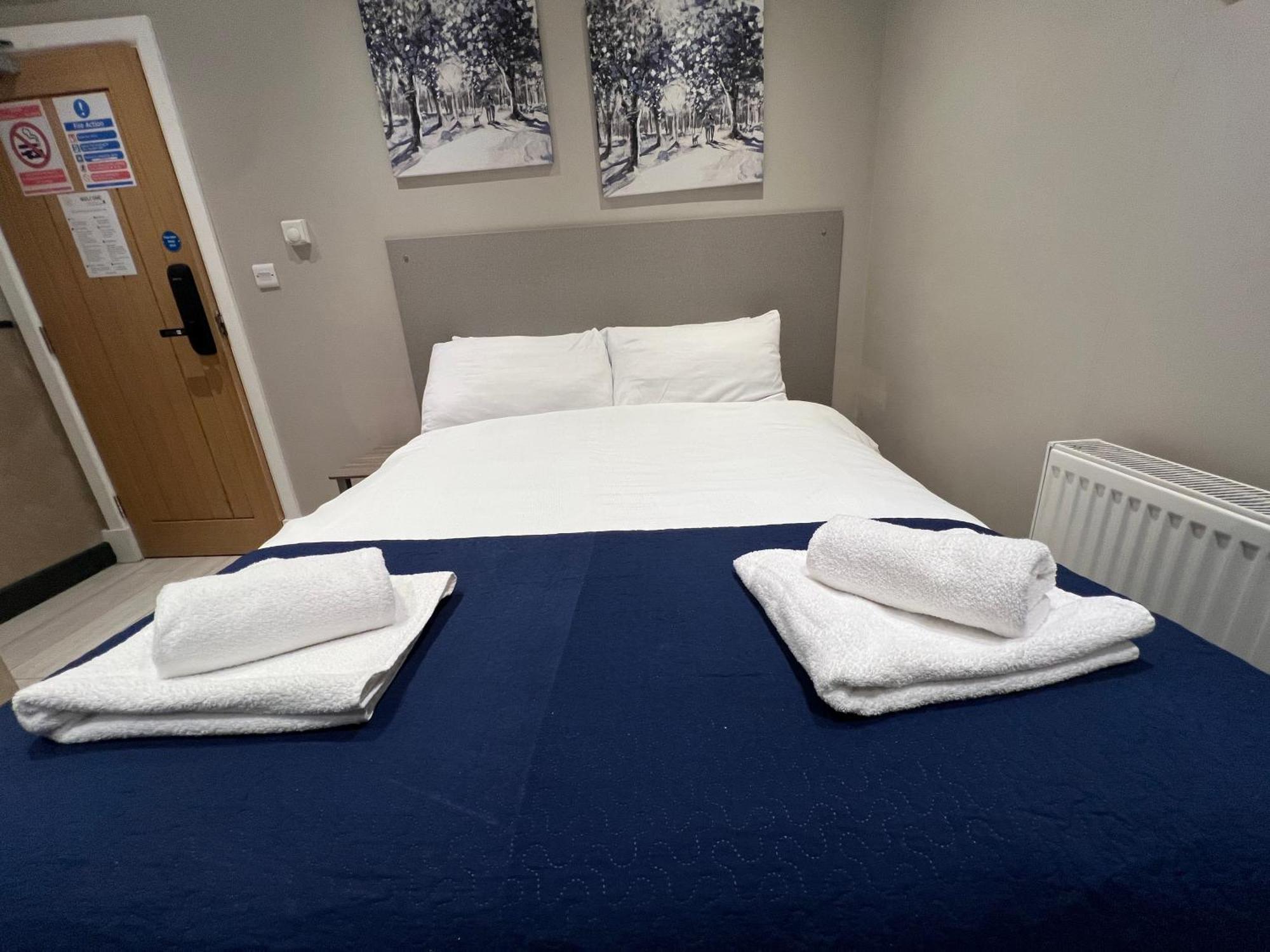 Paragraph Edmonton Palmers Green Bagian luar foto